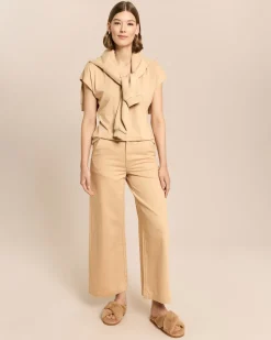 Basic Shirt mit Stickerei
