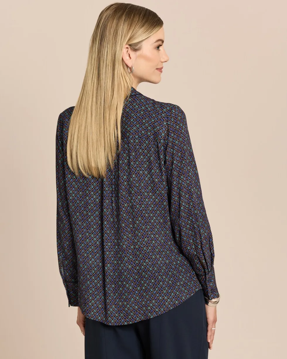 Bluse mit Kontrast