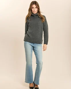 Bootcut Jeans mit Nietenbesatz