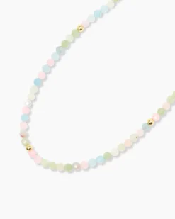 Collier mit Edelsteinen