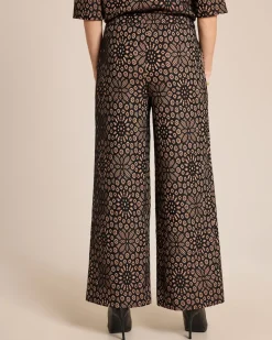 "Couture" Hose mit Scuba Spitze