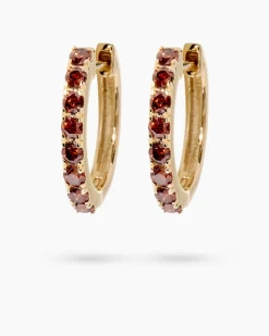 Creolen mit roten Diamanten