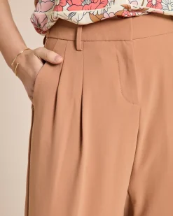 Fließende Hose mit Bundfalte