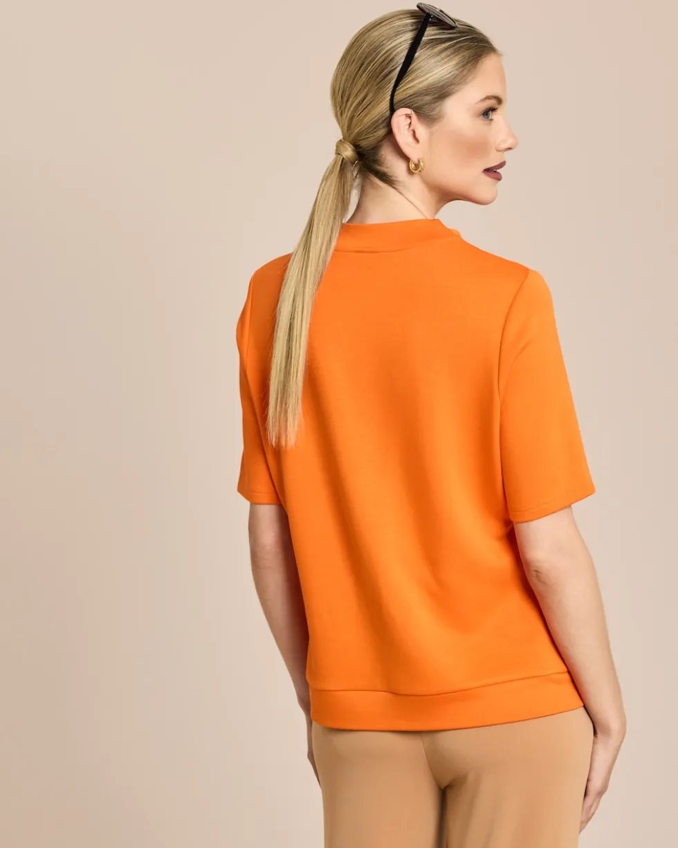 Halbarm-Shirt mit lockerem Kragen