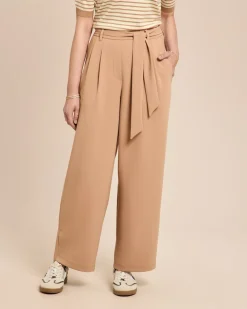 Hose mit Bindegürtel