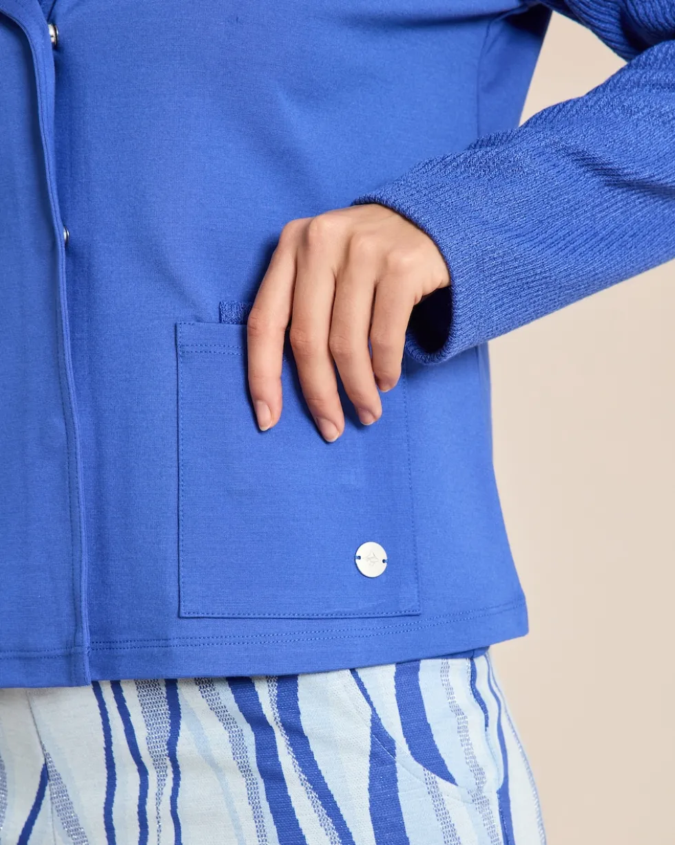 Jacke mit Reversdetail und Kapuze
