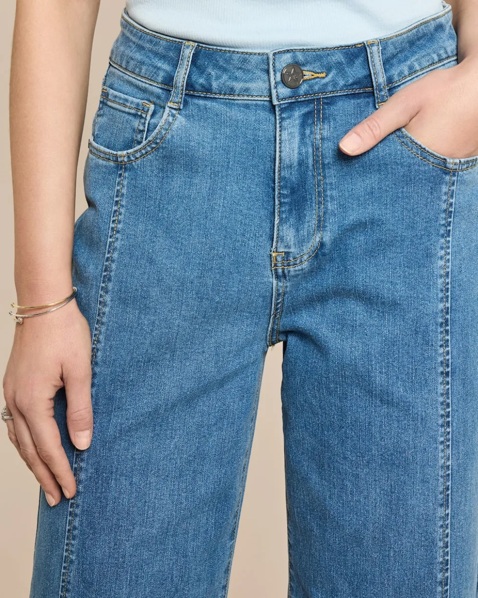Jeanshose mit Teilungsnaht