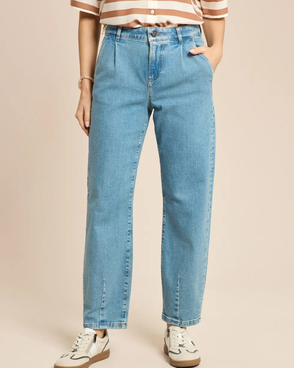 Jeans mit Kontrastdetails