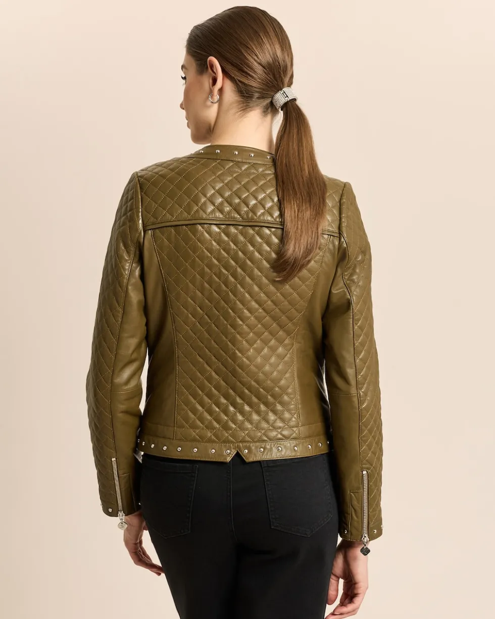 Lederjacke gesteppt mit Nieten