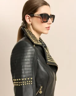 Lederjacke mit Nieten