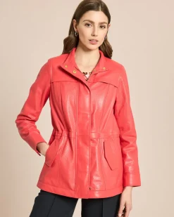 Lederjacke mit Perforierungsdetails