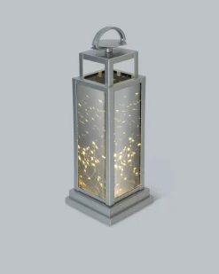 LED-Laterne mit Kerzenständer