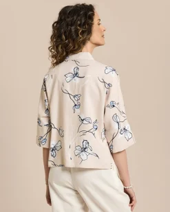 Leinen-Bluse mit Schmuckkette