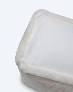 Loungepouf in Kaninchenfell-Optik