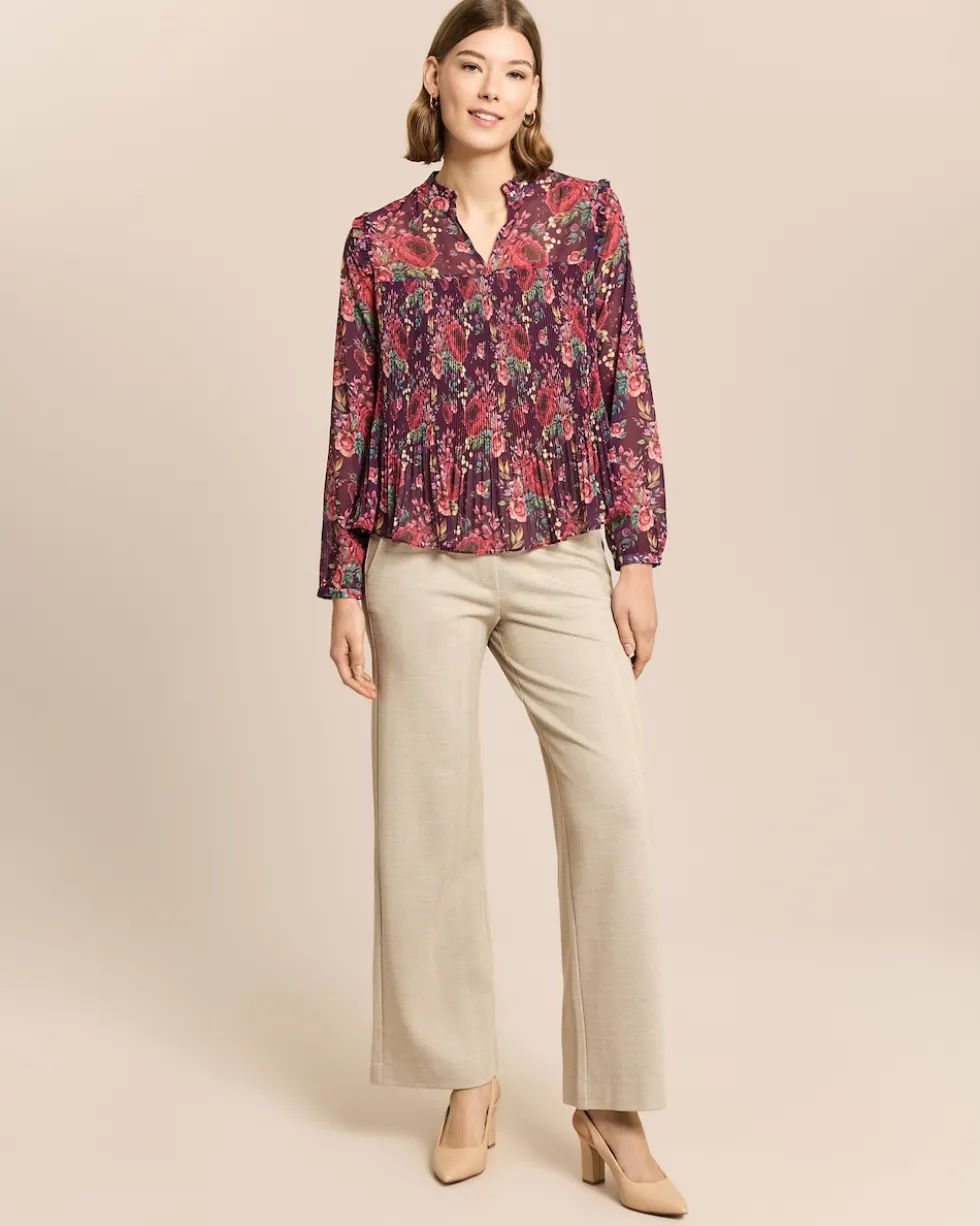 Marlenehose aus Strukturstoff