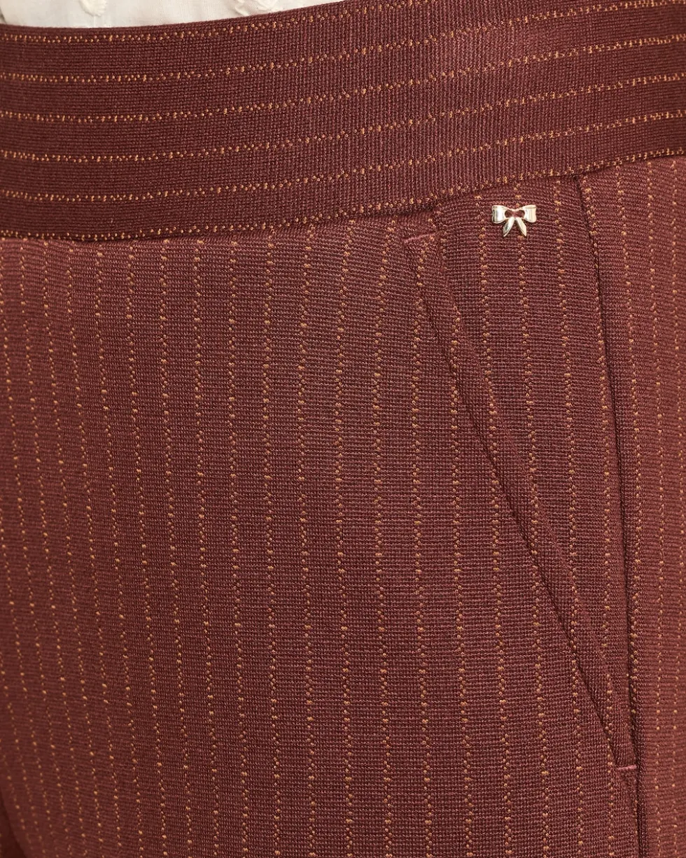 Marlenehose mit Nadelstreifen