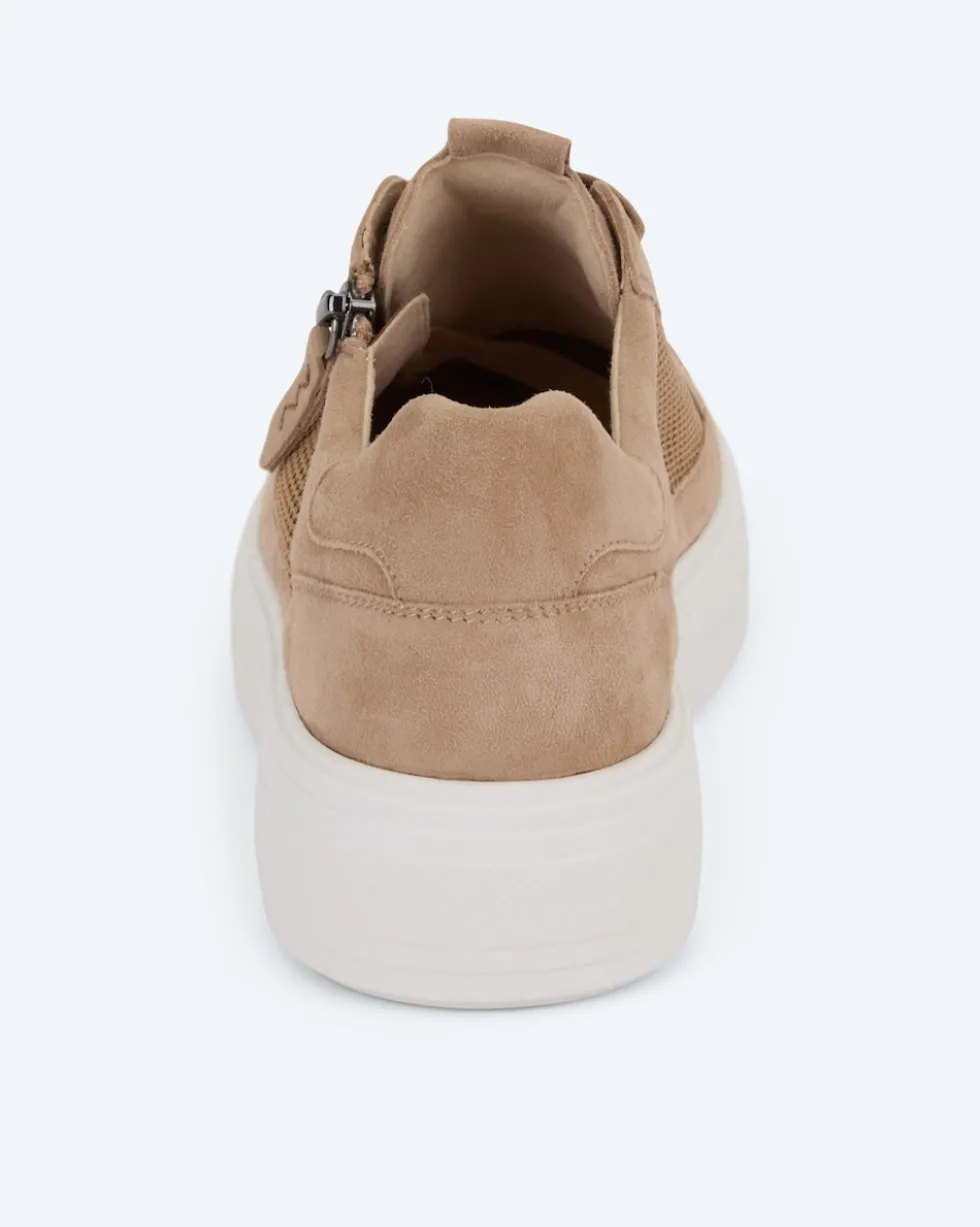 Mesh Sneaker