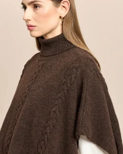 Poncho gestrickt