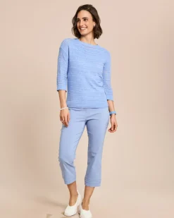 Pullover aus Bändchengarn mit Ajour-Muster