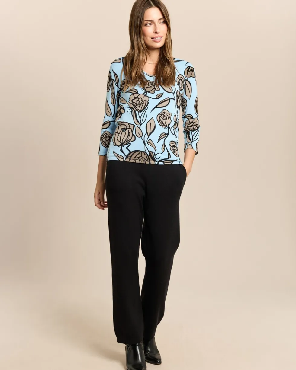 Pullover gezeichnete Blumen