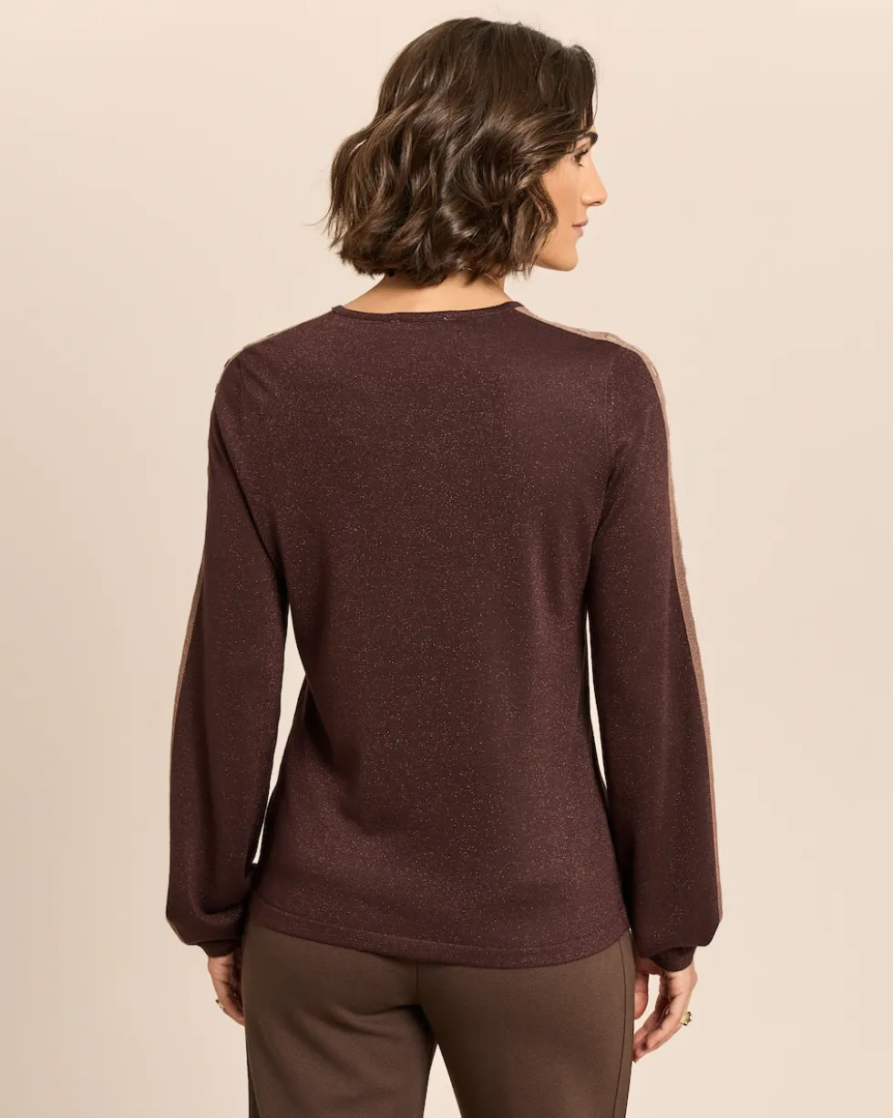 Pullover mit Glanzgarn und Nieten