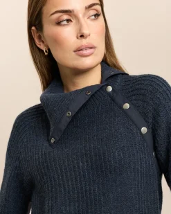 Pullover mit Knopfdetail