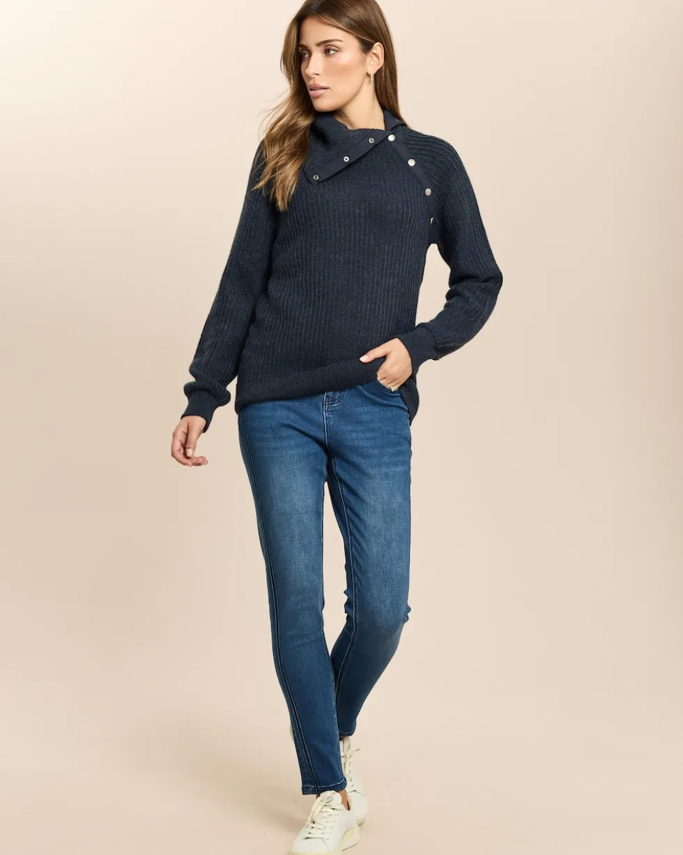 Pullover mit Knopfdetail