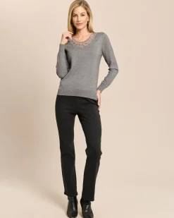 Pullover mit Spitze und Strass