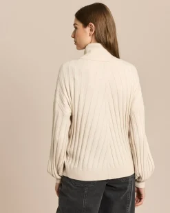 Pullover mit Struktur