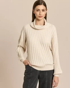 Pullover mit Struktur