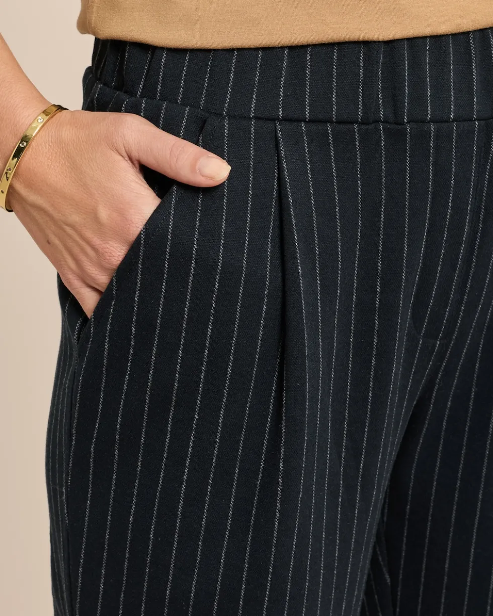 Relaxed Fit Nadelstreifen Schlupfhose