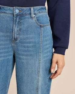 Relaxed Jeans mit Stickerei