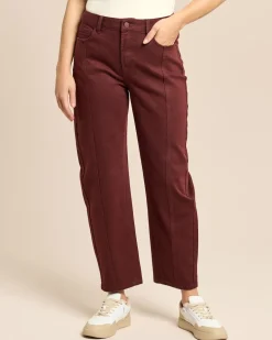 Relaxed Jeans mit Stickerei