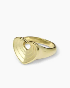 Ring in Herzform