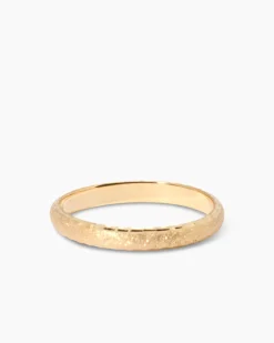 Ring mit diamantierter Oberfläche