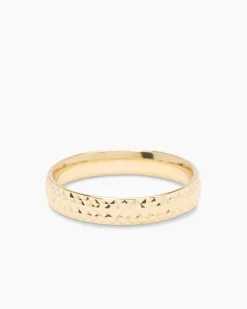 Ring mit diamantierter Oberfläche
