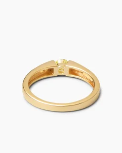 Ring mit gelbem Brillant