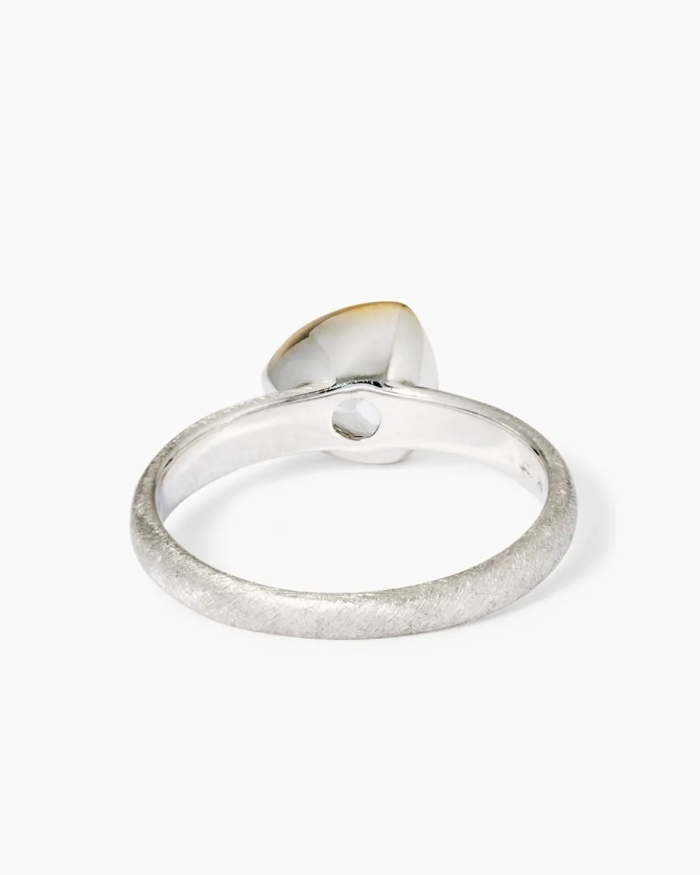 Ring mit Hyalith Opal