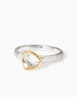 Ring mit Hyalith Opal