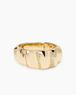 Ring mit Saphir