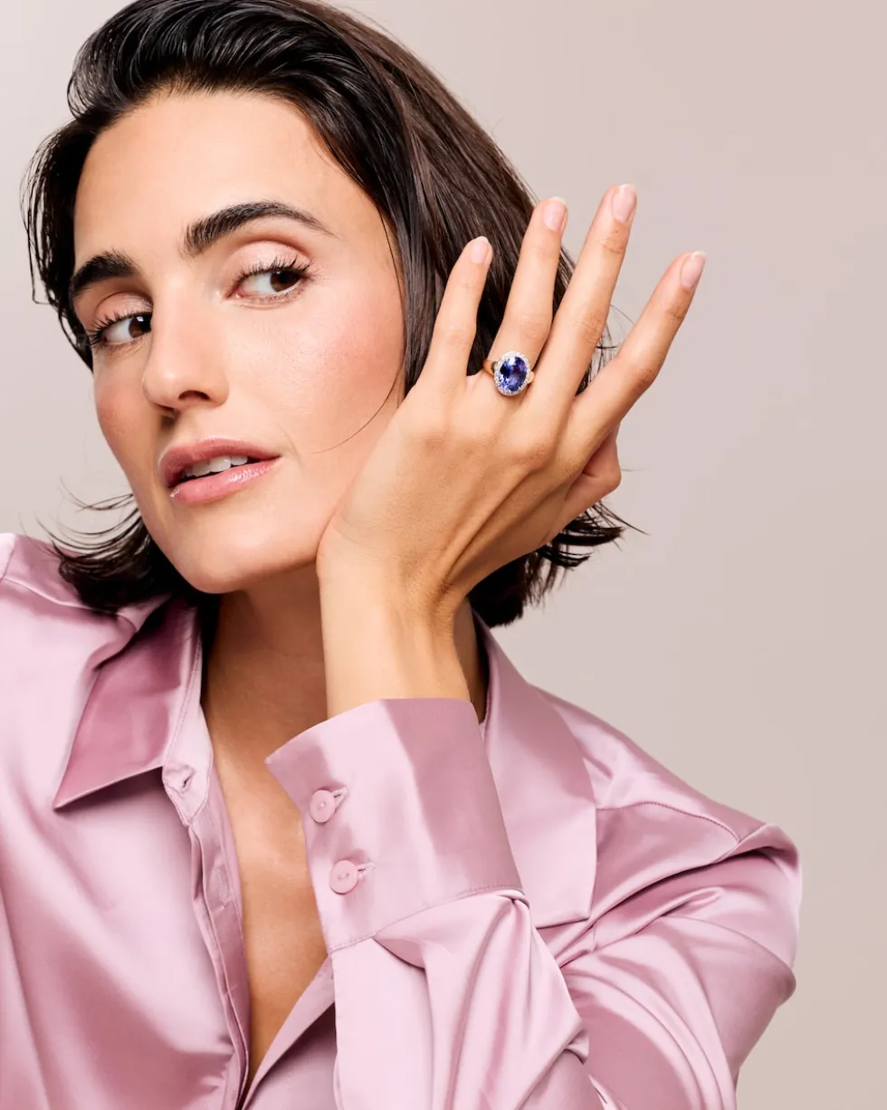 Ring mit Tansanit AAAAA und Brillanten