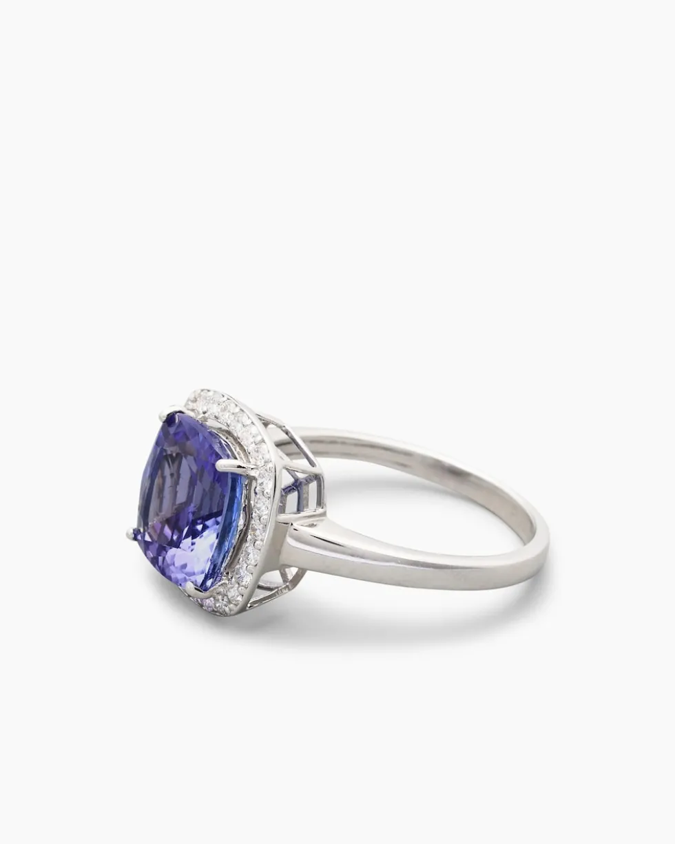 Ring mit Tansanit AAAAA und Brillanten