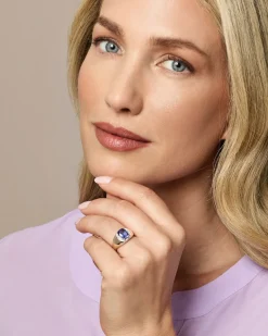 Ring mit Tansanit AAAA und Brillanten
