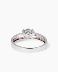 Ring mit Zirkonia