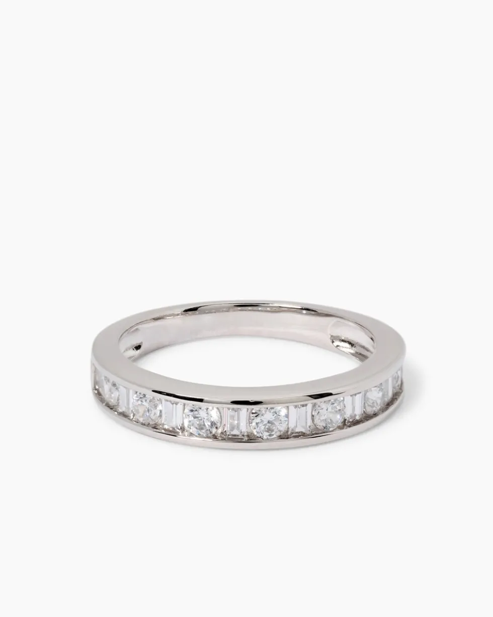 Ring mit Zirkonia