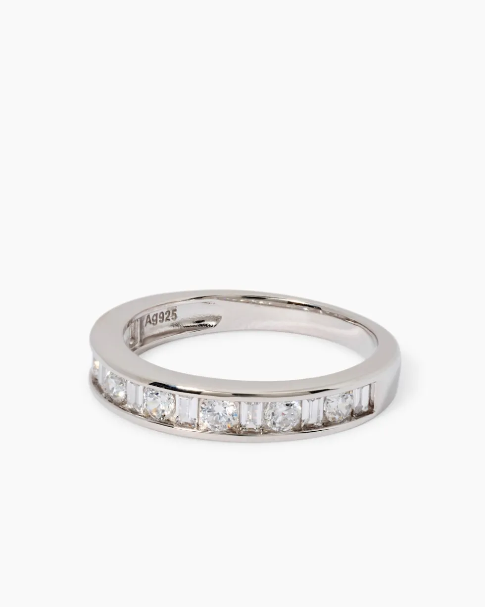 Ring mit Zirkonia