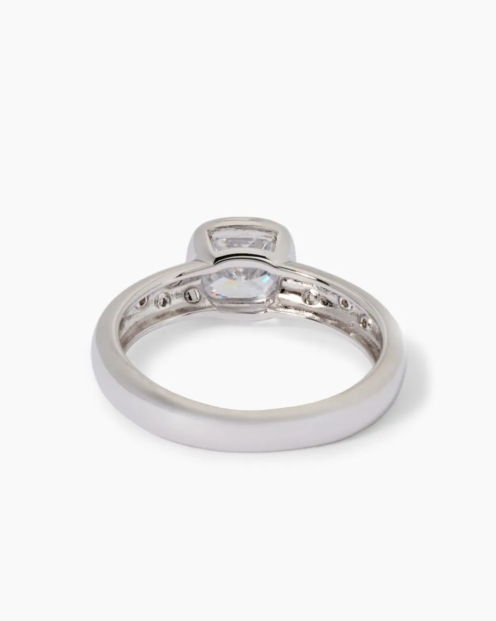 Ring mit Zirkonia