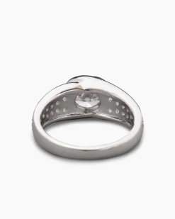 Ring mit Zirkonia