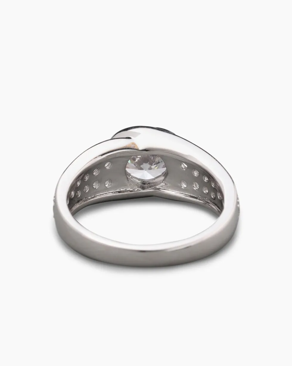 Ring mit Zirkonia