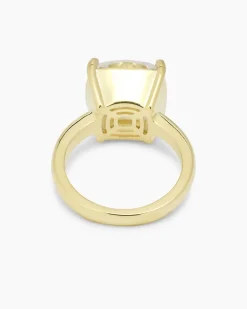 Ring mit Zirkonia im Elisabeth Cut